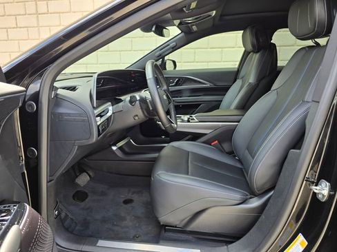 Used 2024 Cadillac Lyriq Luxury w/ LPO, Floor Liner Package AWD/4WD image 21