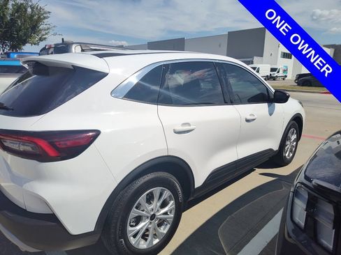 Used 2023 Ford Escape Active FWD image 3