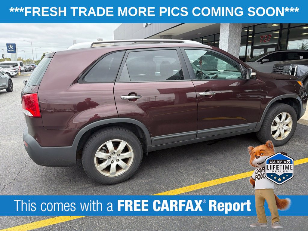 Used 2011 Kia Sorento 2WD w/ Convenience Pkg image 4