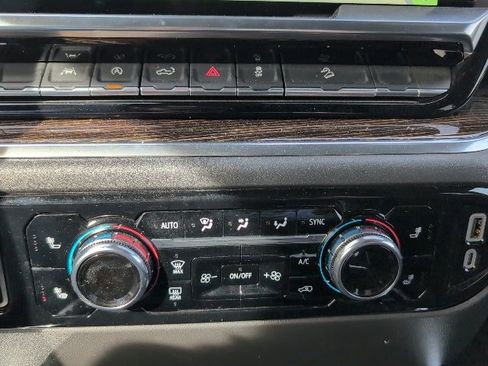 Used 2024 GMC Sierra 1500 Elevation w/ Preferred Package image 15