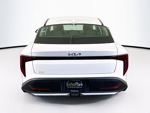 Used 2025 Kia K4 LXS image 7