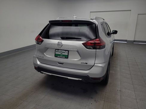 Used 2020 Nissan Rogue S w/ Special Edition Package FWD image 7
