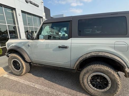 Used 2021 Ford Bronco Black Diamond w/ Sasquatch Package AWD/4WD image 7