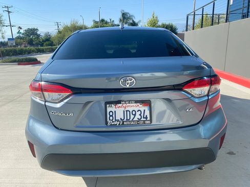 Used 2020 Toyota Corolla LE FWD image 6