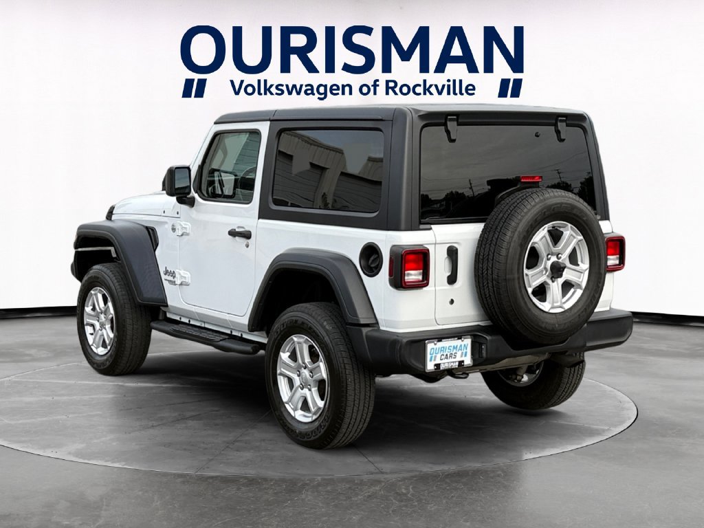 Used 2020 Jeep Wrangler Sport AWD/4WD image 4