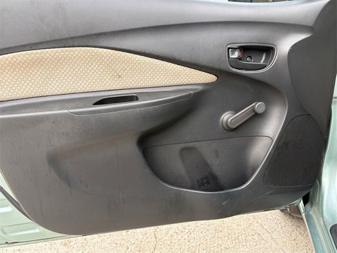 Used 2007 Toyota Yaris S image 10