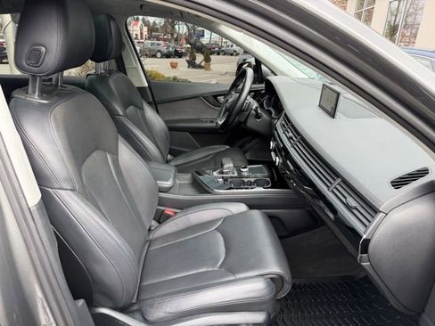 Used 2017 Audi Q7 3.0T Prestige image 53