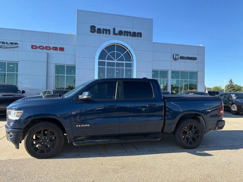 Used 2023 RAM 1500 Laramie AWD/4WD image 3