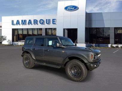 New 2025 Ford Bronco Badlands w/ Sasquatch Package