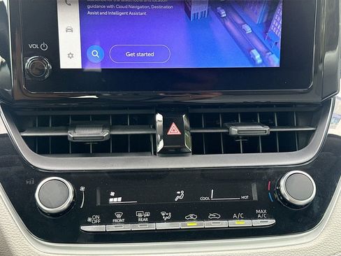 Used 2024 Toyota Corolla Cross L image 15