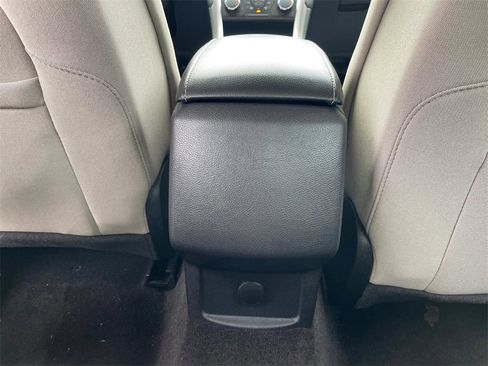 Used 2018 Ford Fusion S image 10