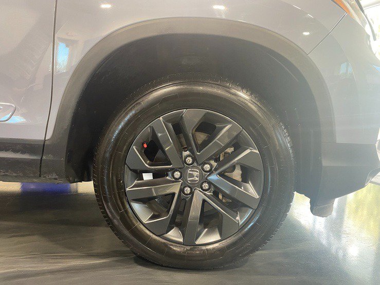 Used 2023 Honda Ridgeline Sport image 9