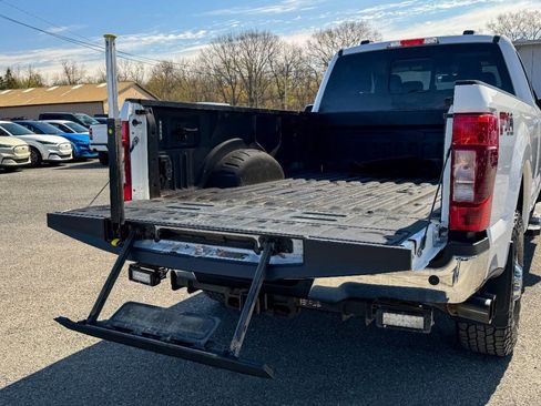 Used 2021 Ford F350 Lariat w/ Chrome Package AWD/4WD image 19