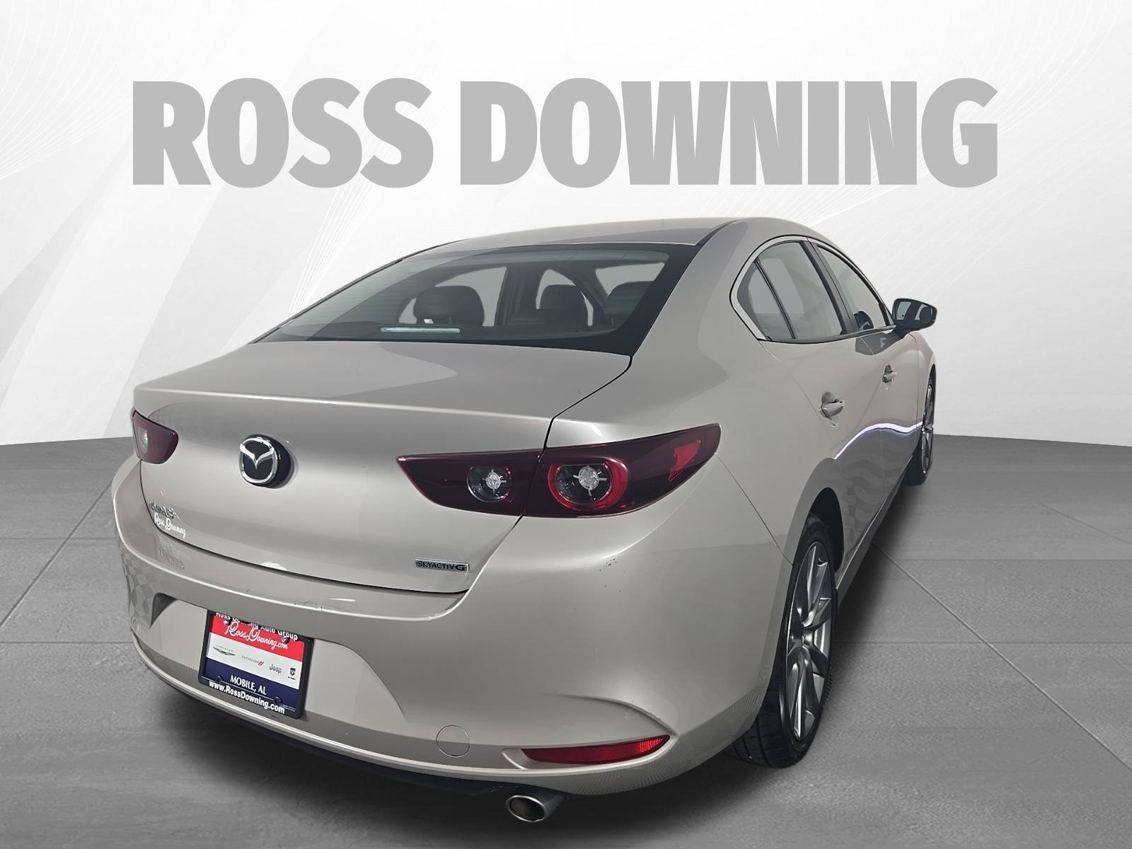 Used 2024 MAZDA MAZDA3 s FWD image 4