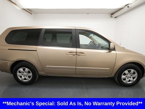 Used 2006 Kia Sedona FWD image 9