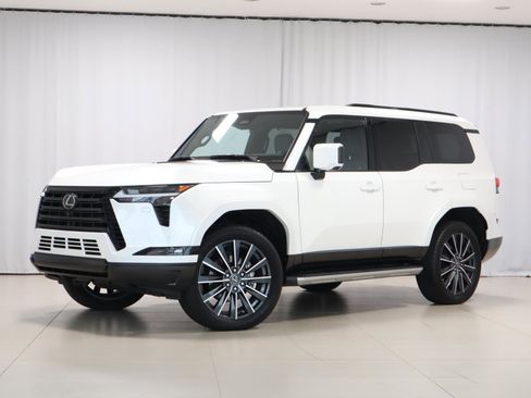 Used 2024 Lexus GX 550 image 1