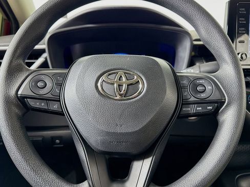 Used 2022 Toyota Corolla LE w/ Carpet Mat Package (TMS) FWD image 30