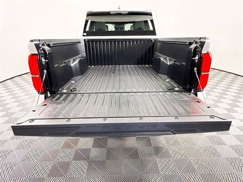 Used 2024 Toyota Tacoma 2WD Double Cab image 34