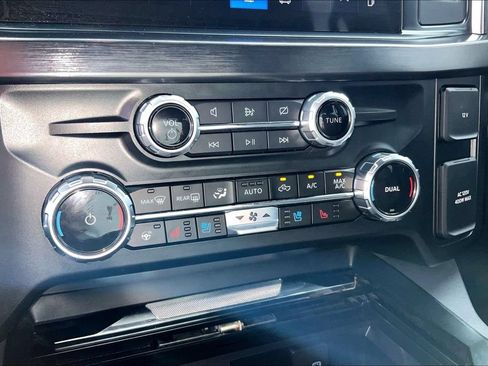 Used 2024 Ford F350 Lariat AWD/4WD image 29