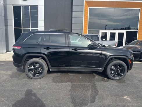 New 2026 Jeep Grand Cherokee Limited image 7