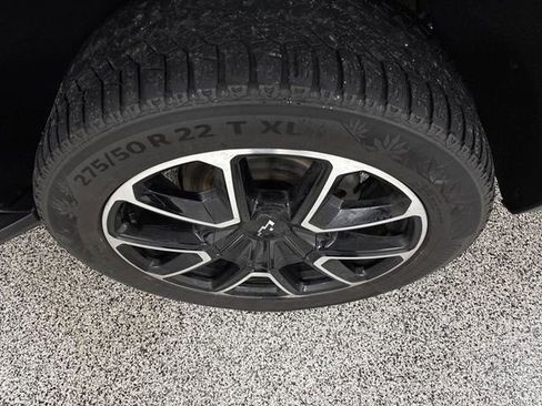 Used 2021 Chevrolet Suburban RST image 27