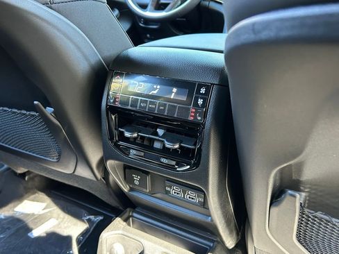 New 2025 Jeep Grand Cherokee L Limited w/ Black Appearance Package image 37