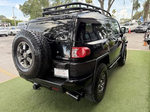 Used 2007 Toyota FJ Cruiser 4WD image 6