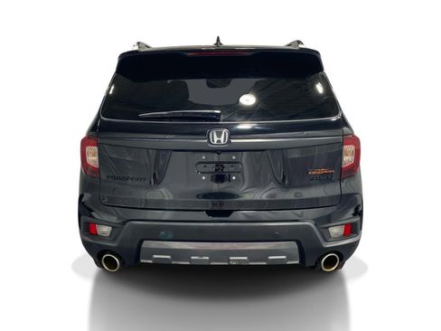 Used 2023 Honda Passport TrailSport image 3