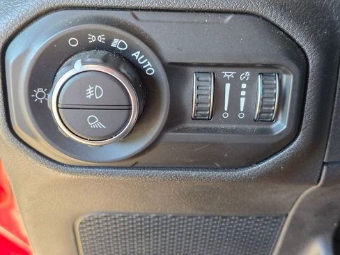 Used 2021 Jeep Gladiator Rubicon AWD/4WD image 23