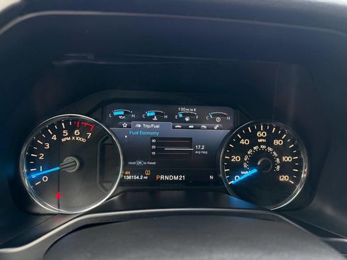 Used 2016 Ford F150 Platinum w/ Equipment Group 701A Luxury image 21