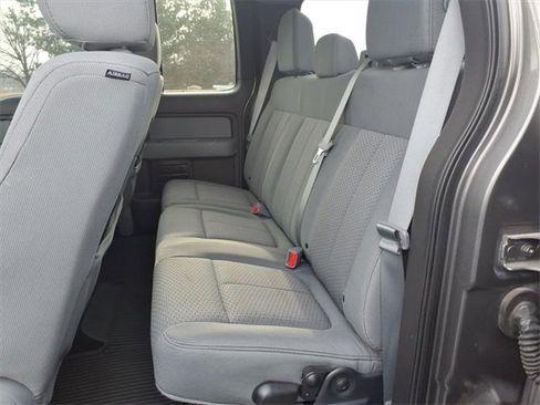 Used 2013 Ford F150 XLT w/ XLT Chrome Pkg image 9