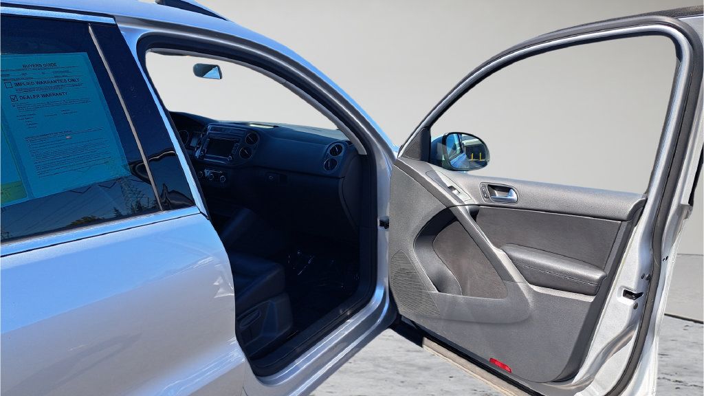 Used 2012 Volkswagen Tiguan SE AWD/4WD image 15