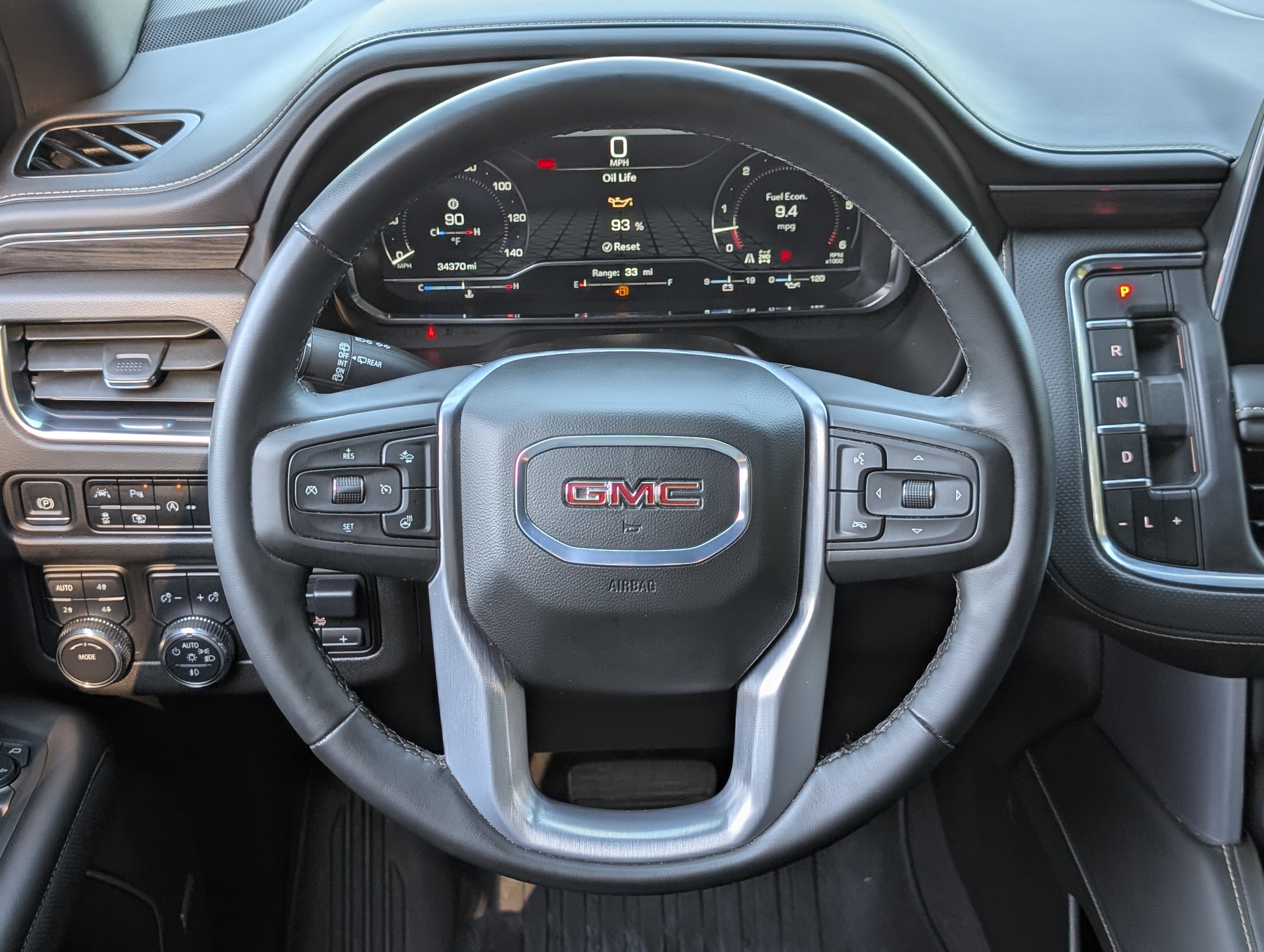 Used 2024 GMC Yukon SLT w/ SLT Premium Package AWD/4WD image 25