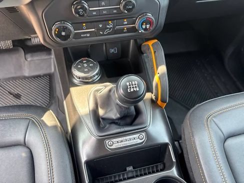 Used 2023 Ford Bronco Badlands AWD/4WD image 21