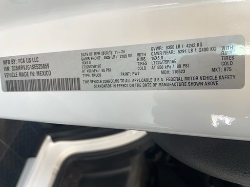 Used 2025 RAM ProMaster 3500 w/ Safety Group FWD image 20