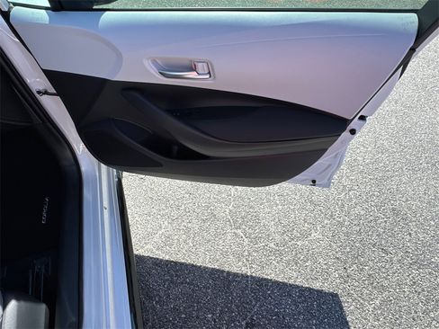 New 2026 Toyota Corolla SE image 14