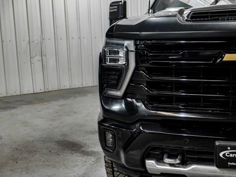 Used 2024 Chevrolet Silverado 2500 High Country w/ High Country Premium Package image 48