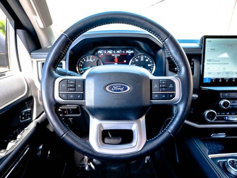 Used 2024 Ford Expedition Max XLT AWD/4WD image 14