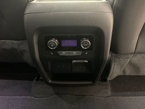 New 2026 Chevrolet Traverse RS image 26