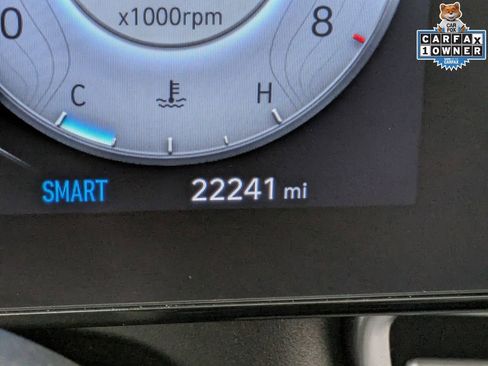 Used 2023 Hyundai Elantra SEL w/ Convenience Package image 16