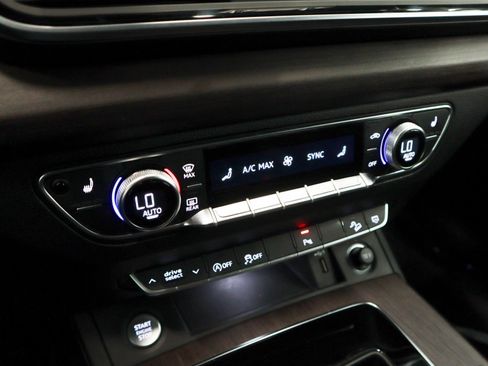 Used 2023 Audi Q5 2.0T Premium image 26