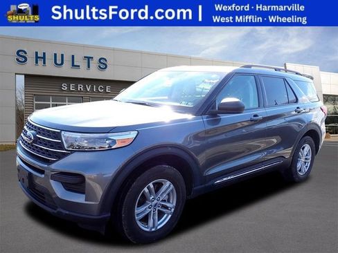Used 2023 Ford Explorer XLT image 1