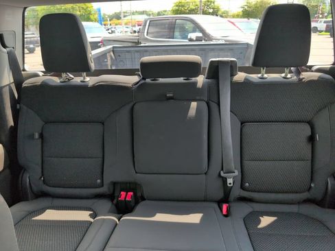 Used 2021 Chevrolet Silverado 1500 Custom Trail Boss w/ LPO, Dark Essentials Package AWD/4WD image 34