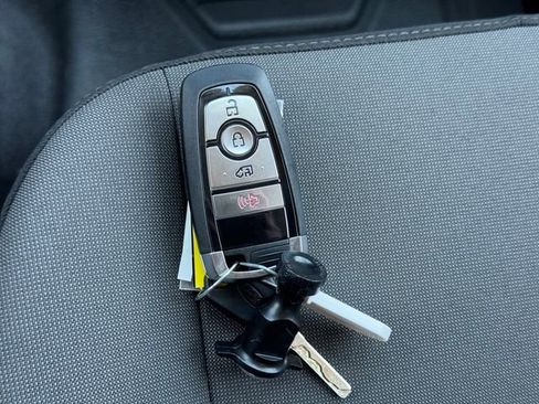 New 2026 Ford Transit 150 148 Medium Roof AWD image 19