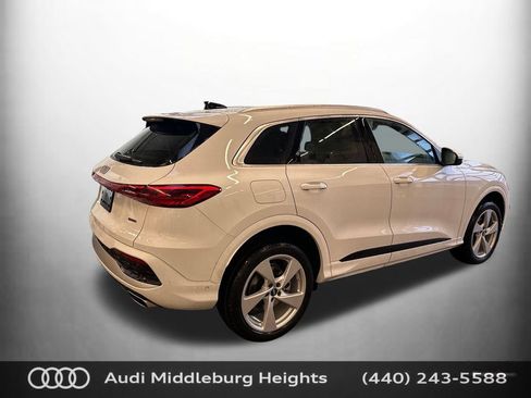 Certified 2025 Audi Q5 Premium w/ Premium Plus AWD/4WD image 8