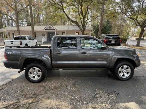 Used 2015 Toyota Tacoma 4x4 Double Cab image 6