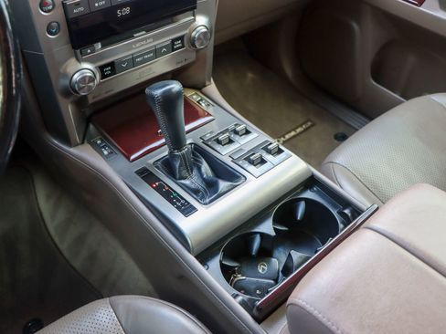 Used 2015 Lexus GX 460 Luxury AWD/4WD image 44