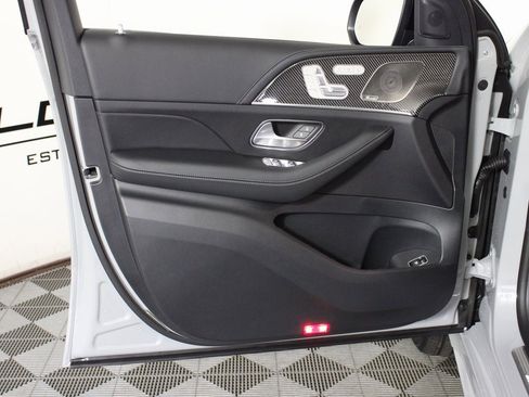 Certified 2025 Mercedes-Benz GLE 53 AMG GLE 53 AMG image 11