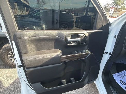 Used 2021 Chevrolet Silverado 1500 RST w/ Z71 Off-Road Package image 25