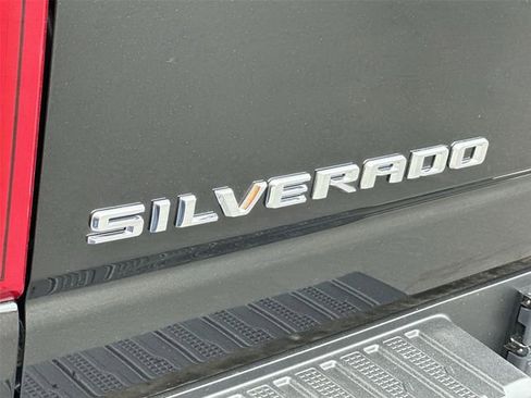 Certified 2023 Chevrolet Silverado 2500 LTZ w/ LTZ Convenience Package AWD/4WD image 32